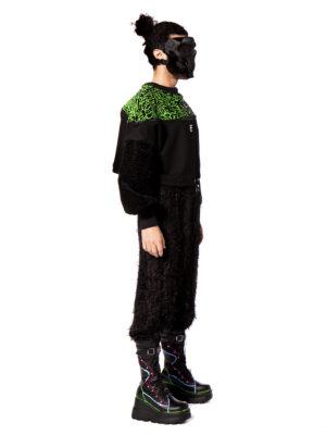 side-poison-crop-modular-sweater-crop-modular-sweater-shop-antimode