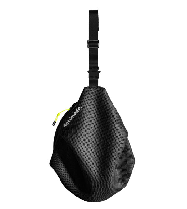 <span class="notranslate">UFO “SOLID BLACK” SHELL BAG</span>